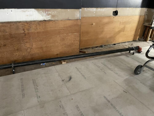 Lowering of sprinkler pipe